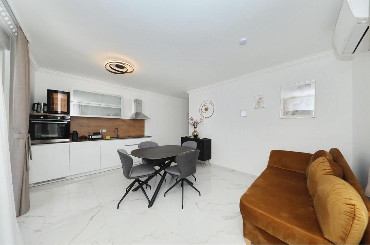 Villa Tin Apartments 特利巴尼克鲁斯奇卡 外观 照片